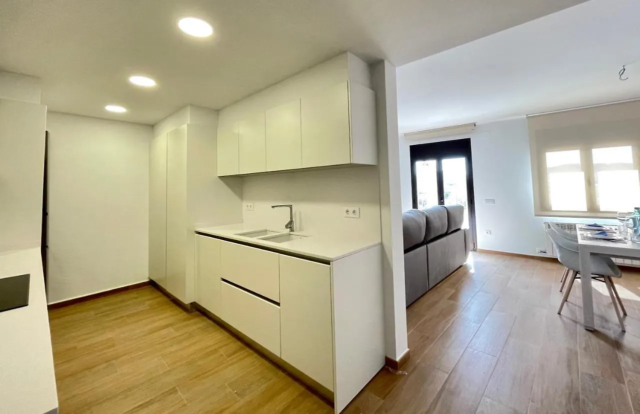 Apartment Ferienwohnung Deluxe 2 By Costabravaway Calonge  Spanien